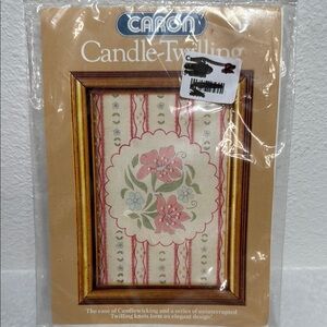 Caron Candle-Twilling Kit with Floral Design